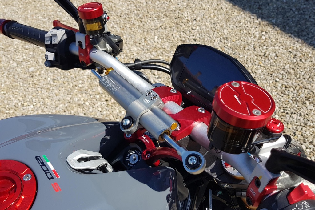SD103R_RM250R_Monster1200S_01.jpg