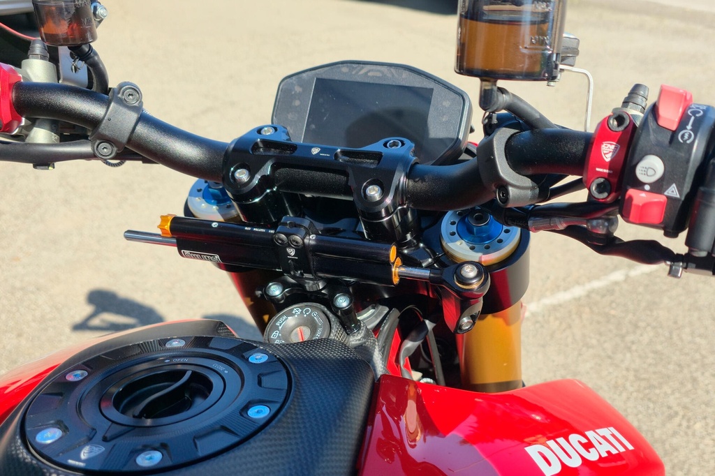 SD120BB_mounted_03.jpg