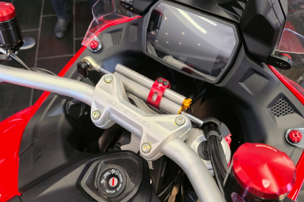 SD123BR_mounted_01.jpg