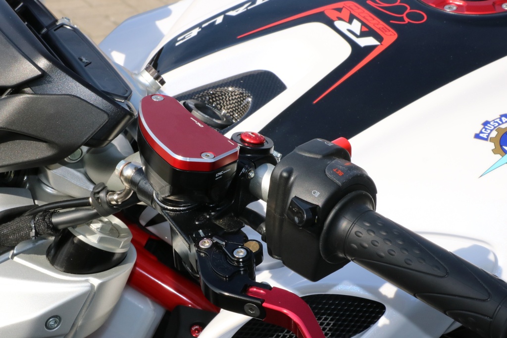 SEB22B_TF610r_01.jpg