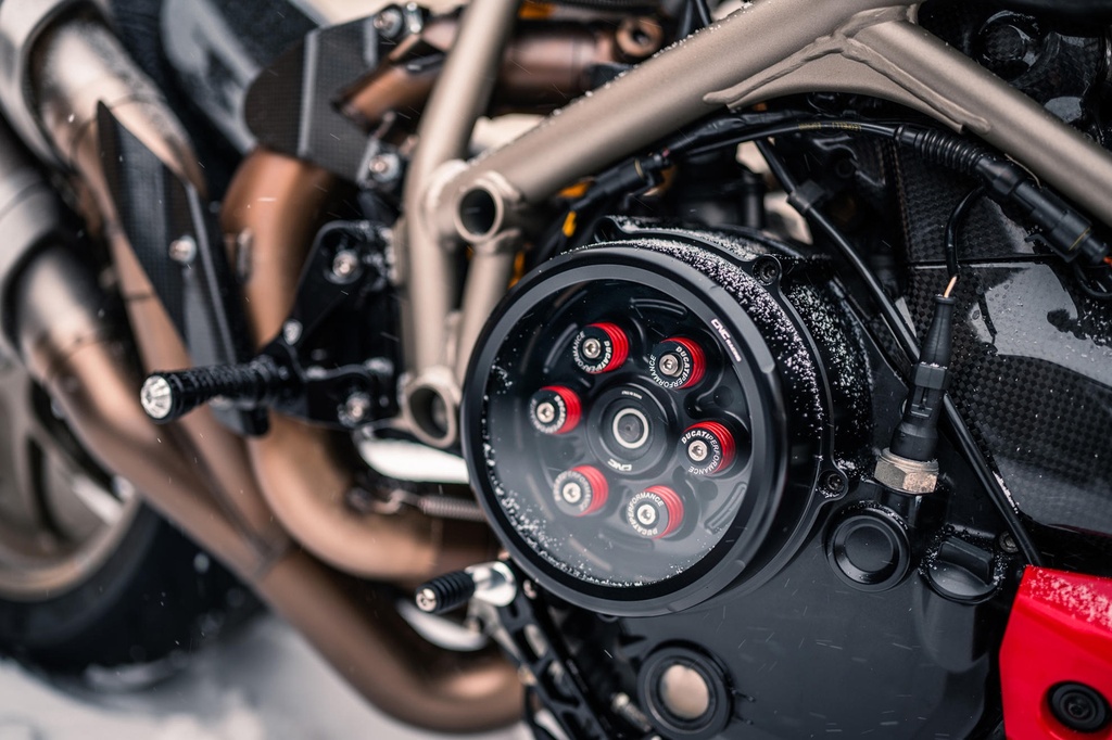 CA400B_SP100B_MO140R_Streetfighter_1098S_82.jpg