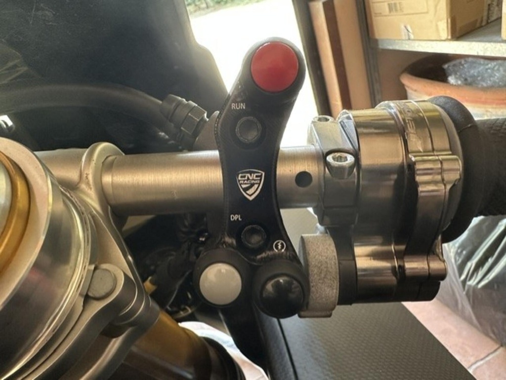 SWD14B_Mounted_03.jpg