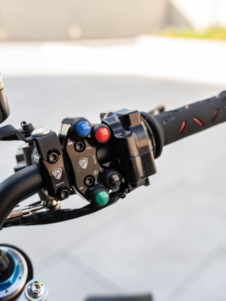 SWD21B_Mounted_01.jpg