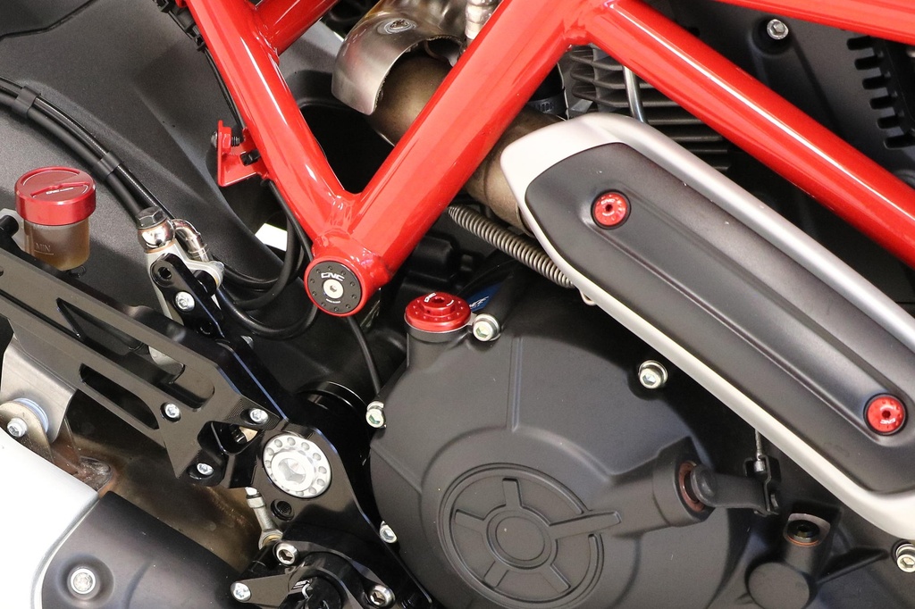 TA137R_mounted_01.jpg