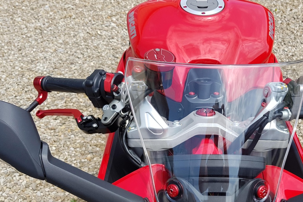 TF440R_mounted_02.jpg