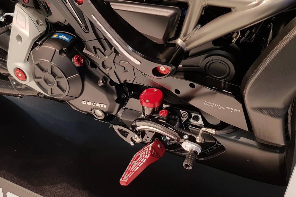 TF500R_mounted.jpg