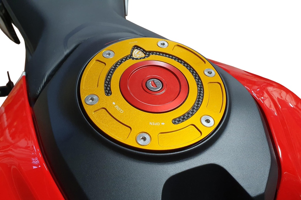 TSB05G_TSU01R_Hypermotard950SP_02.jpg