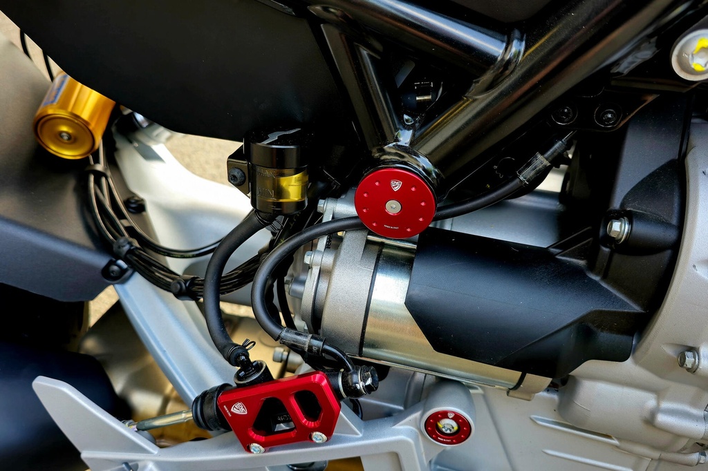 TT403R_mounted_RH.jpg