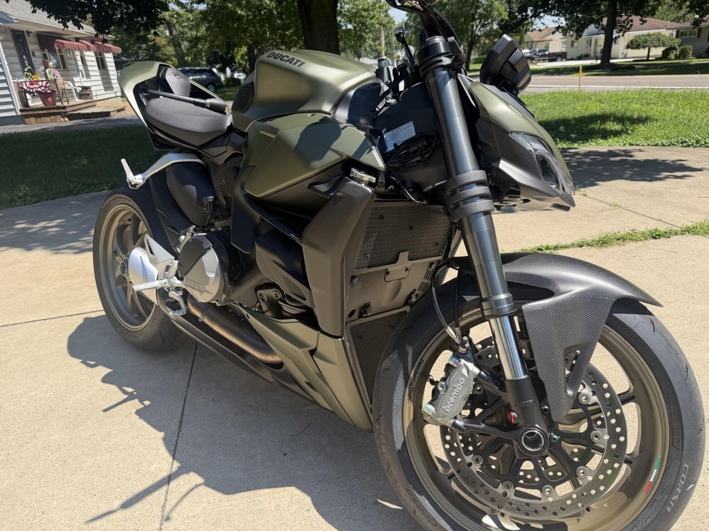 ZA208Y_Mounted_06.jpg