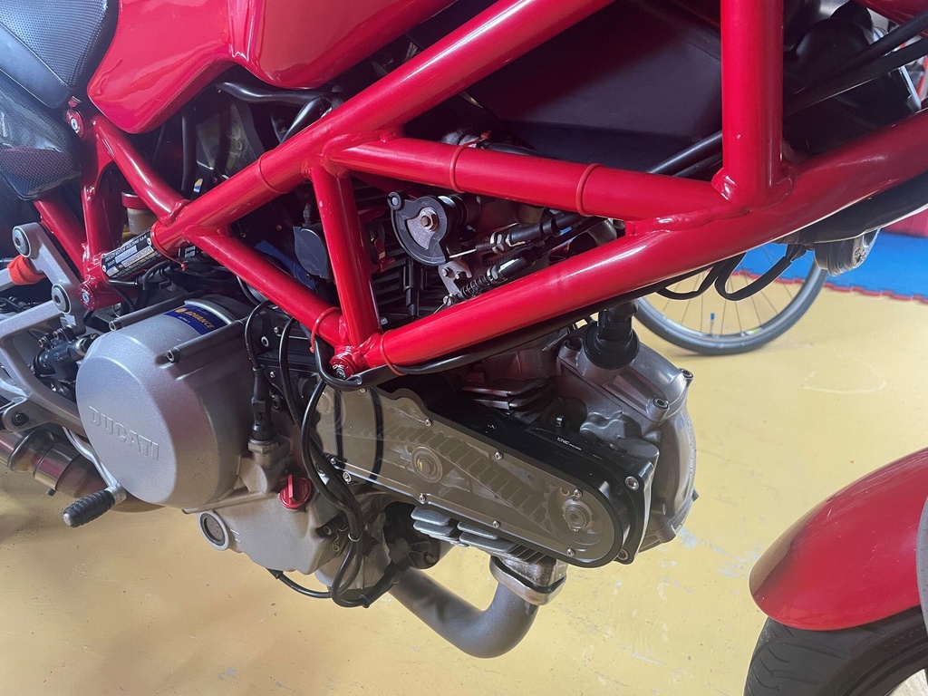 CC180B_Mounting_05.jpg
