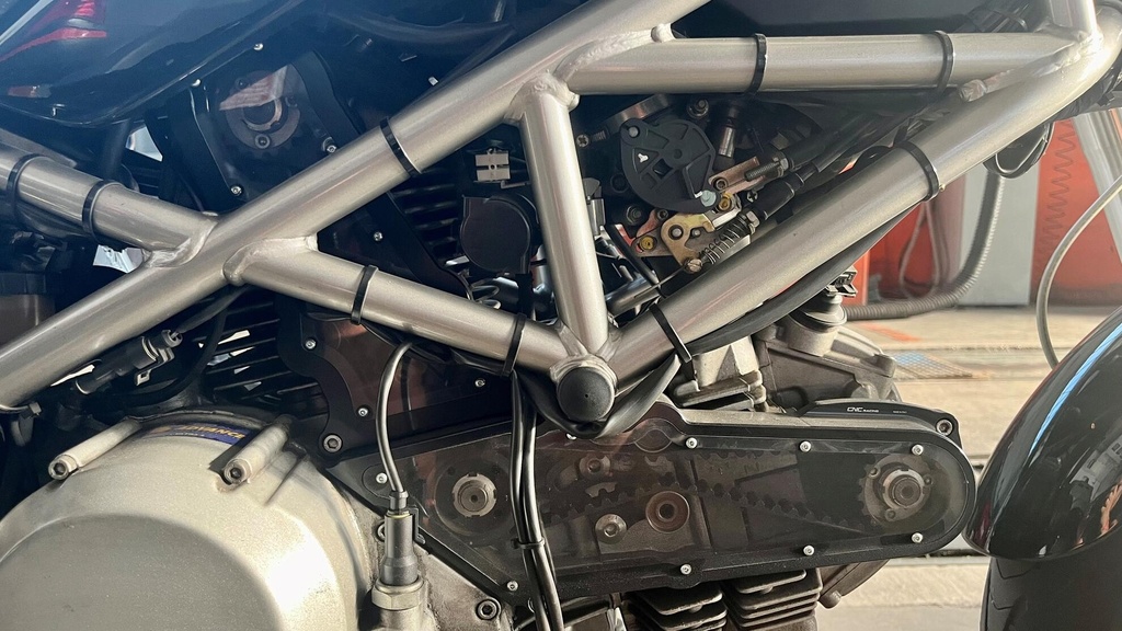 CC180_mounting_01.jpg