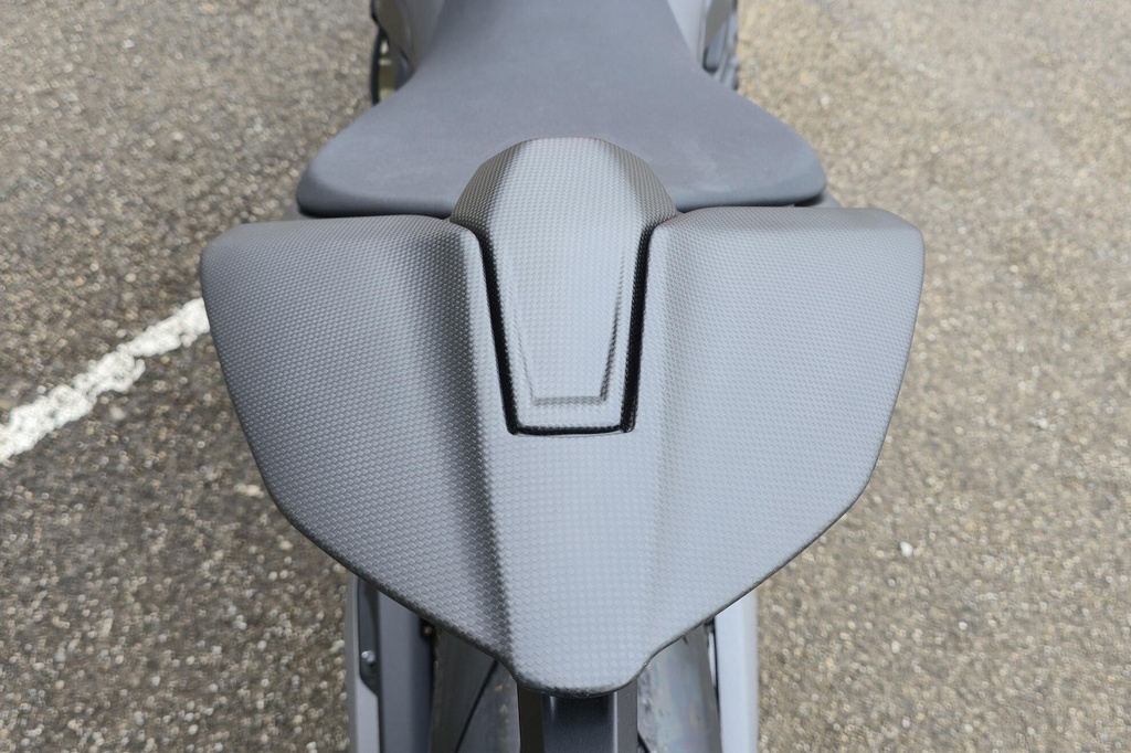 ZA427Y_ZA430Y_mounted_03.jpg